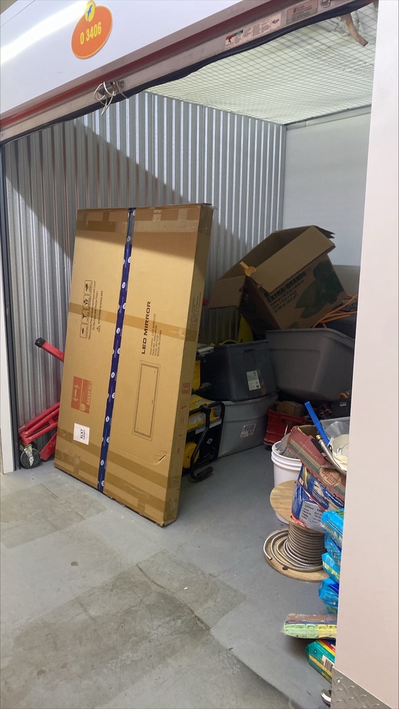 Montreal Mini-Storage - Dollard  auction IB-1818 30