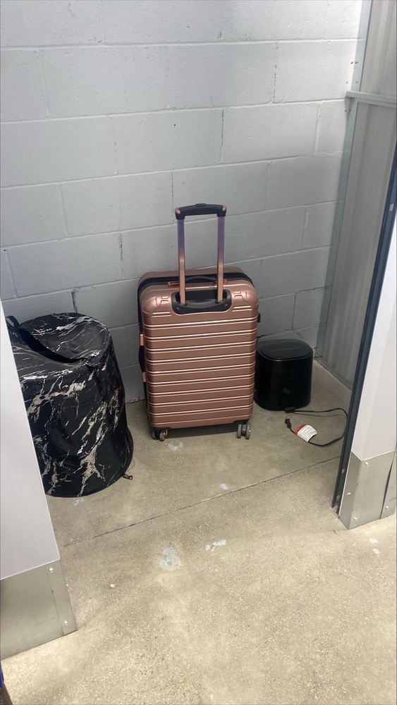 Montreal Mini-Storage - Sauve  auction IB-5690 20
