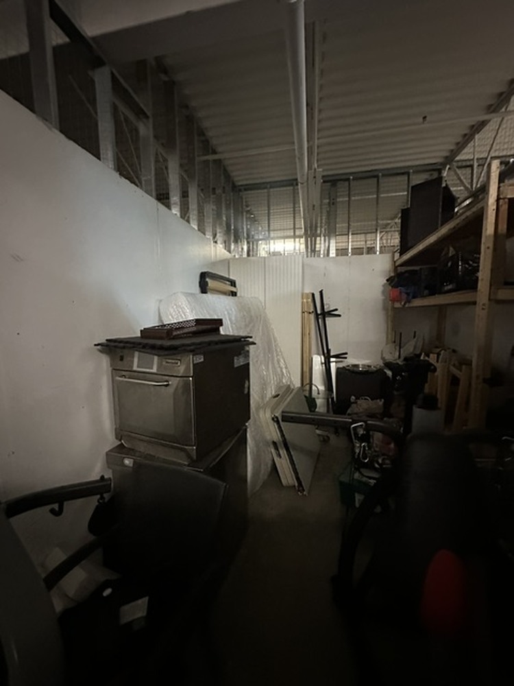 3102 - StorageMart St-Leonard  auction IB-2558 30