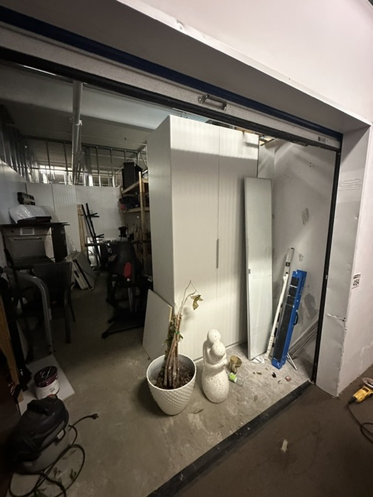 3102 - StorageMart St-Leonard  auction IB-2558 70