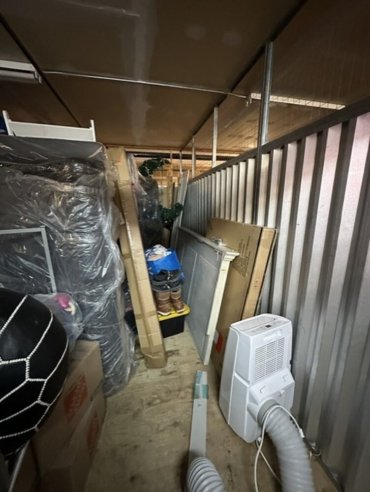 3102 - StorageMart St-Leonard  auction IB-9108 10