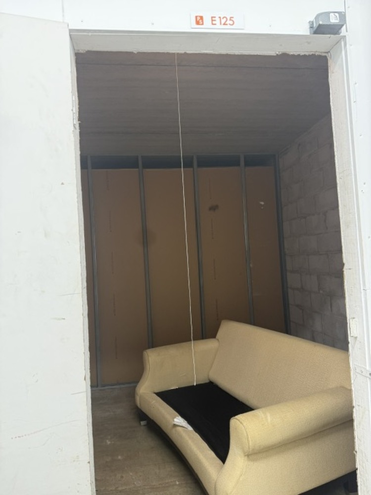 Public Storage P0007 - Arrow Rd  auction IB-3778 10