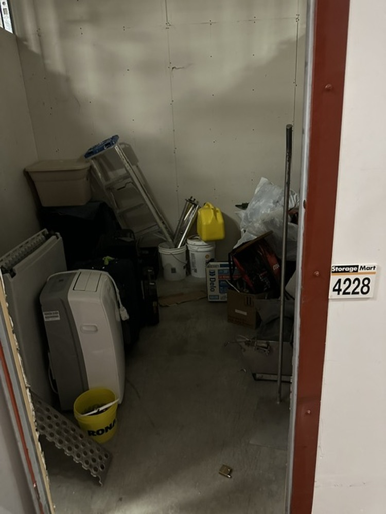 3102 - StorageMart St-Leonard  auction IB-8291 50