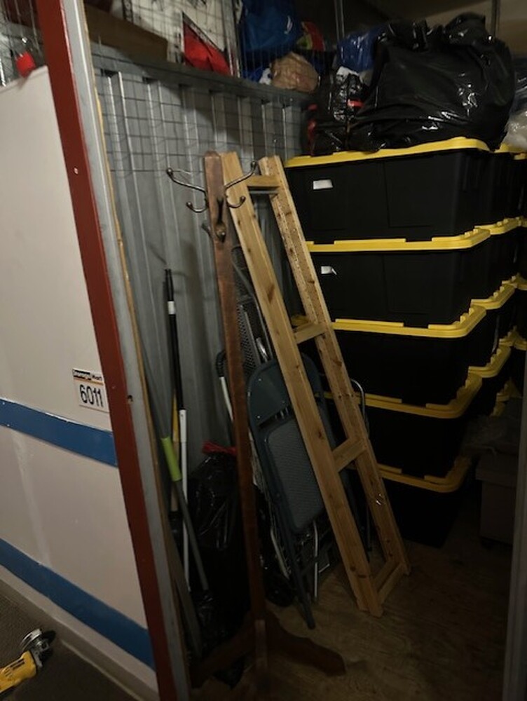 3102 - StorageMart St-Leonard  auction IB-6999 50