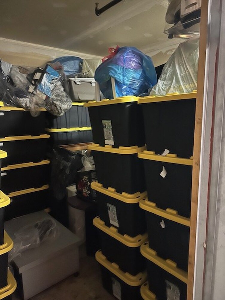 3102 - StorageMart St-Leonard  auction IB-6999 40