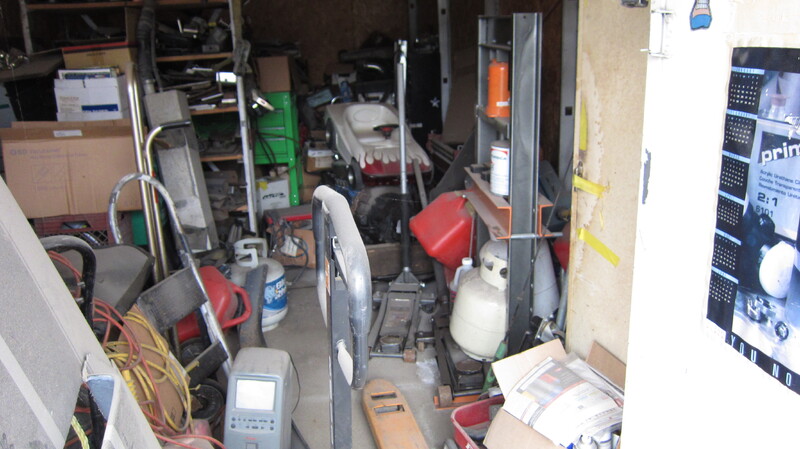 Milts MIni Storage #2 - Keystone Dr.  auction IB-3020 20