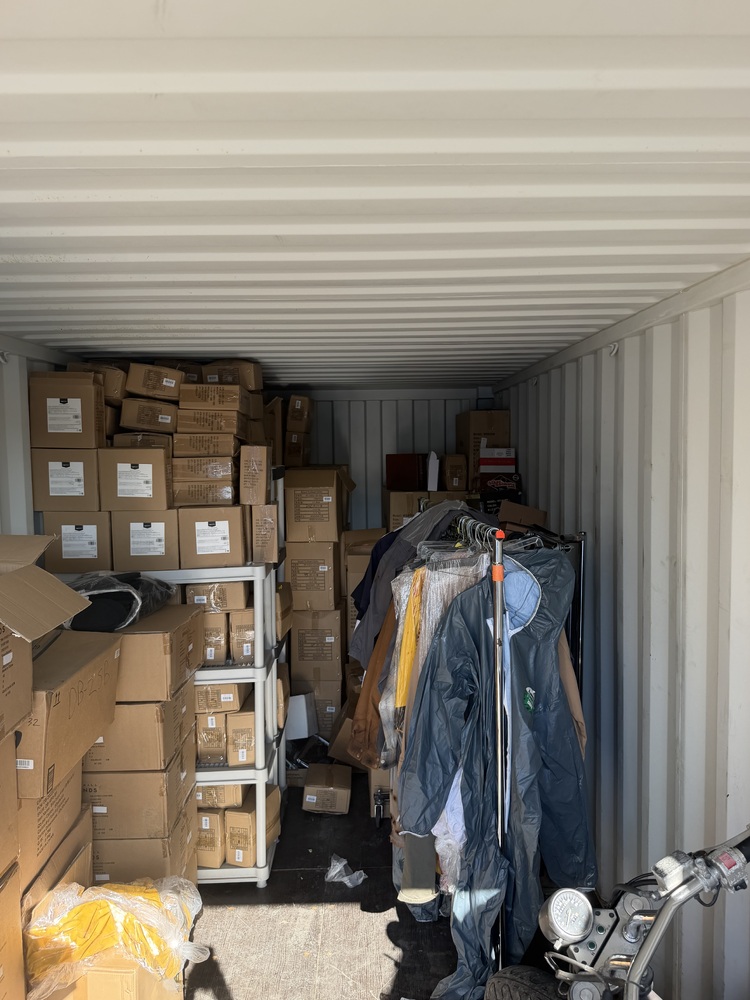 SURREY SELF STORAGE  auction IB-9547 20