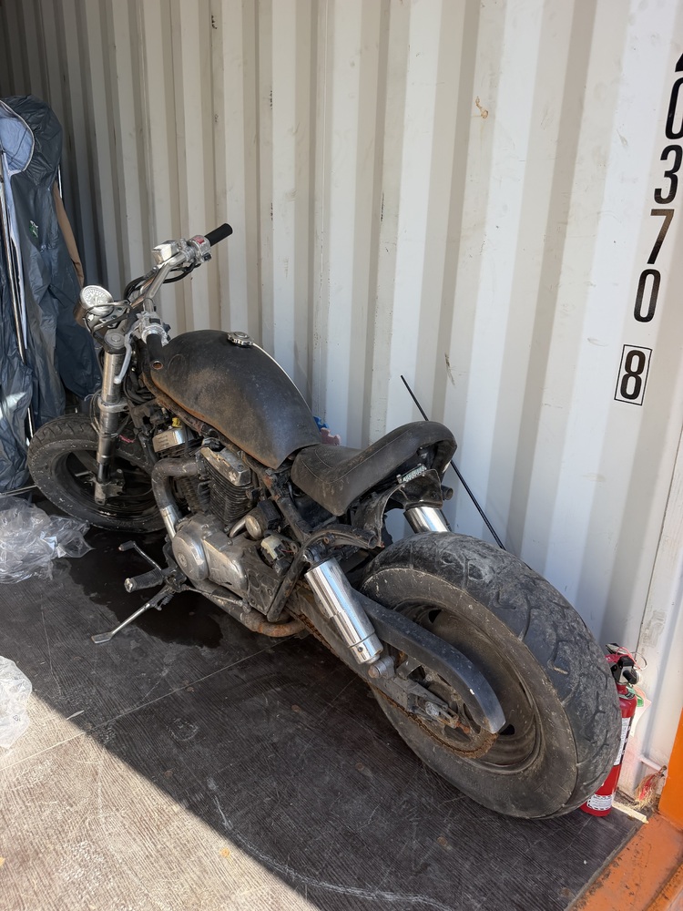 SURREY SELF STORAGE  auction IB-9547 100