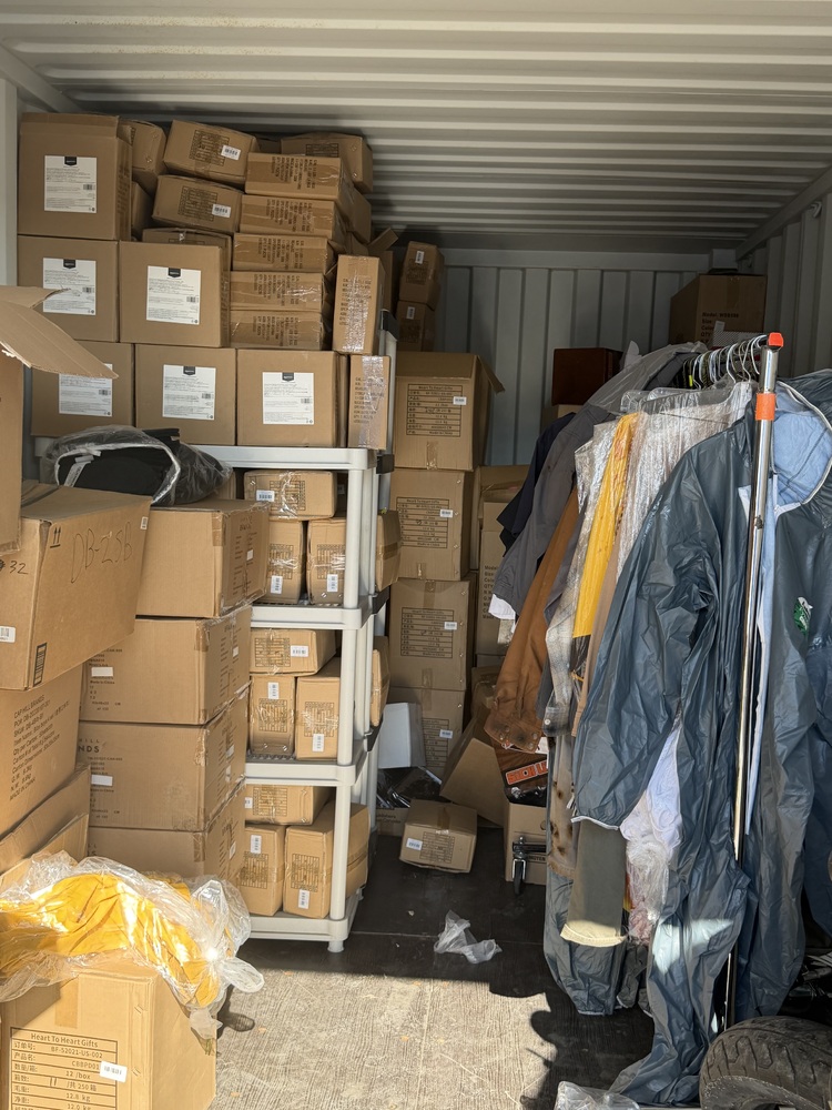 SURREY SELF STORAGE  auction IB-9547 180