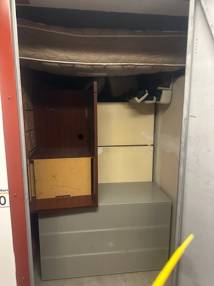 3102 - StorageMart St-Leonard  auction IB-6318 40