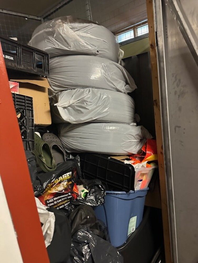 3102 - StorageMart St-Leonard  auction IB-3103 10