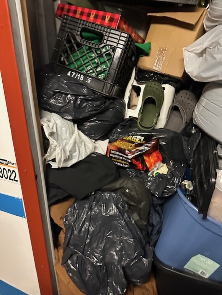 3102 - StorageMart St-Leonard  auction IB-3103 80