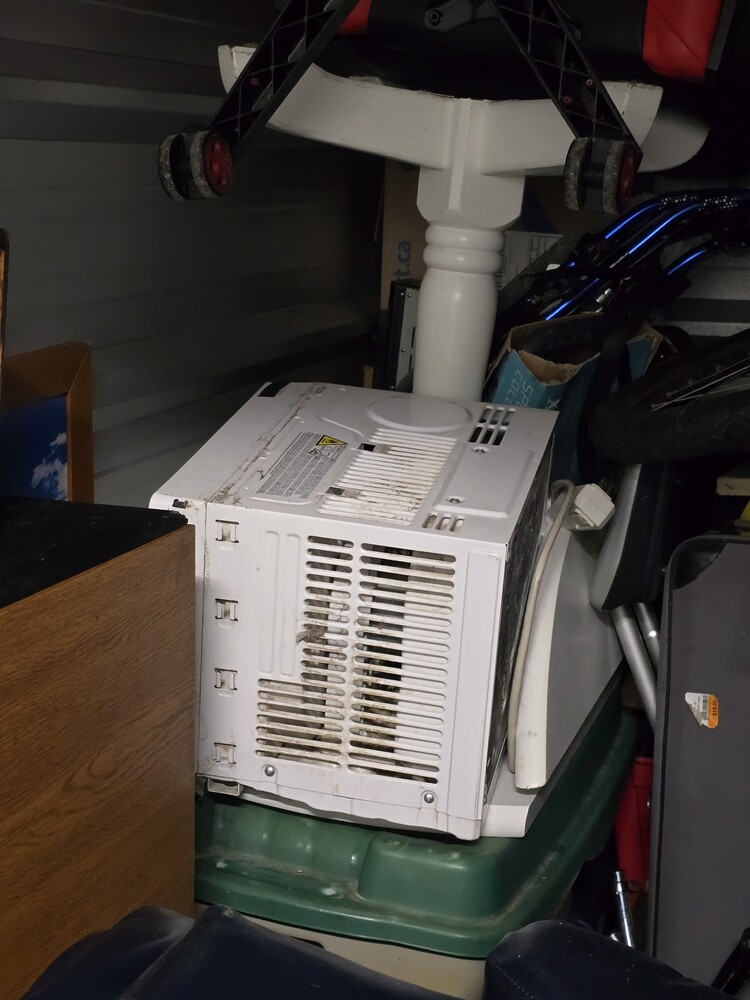 3003 -StorageMart  Adelaide St  auction IB-6781 40