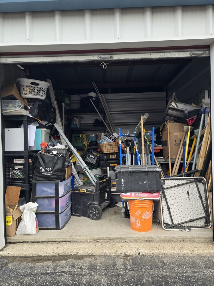 3003 -StorageMart  Adelaide St  auction IB-2944 180