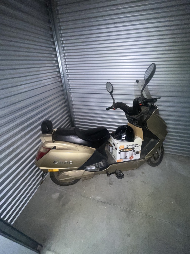 3031 - StorageMart Sheppard Ave Scarborough  auction IB-8299 10