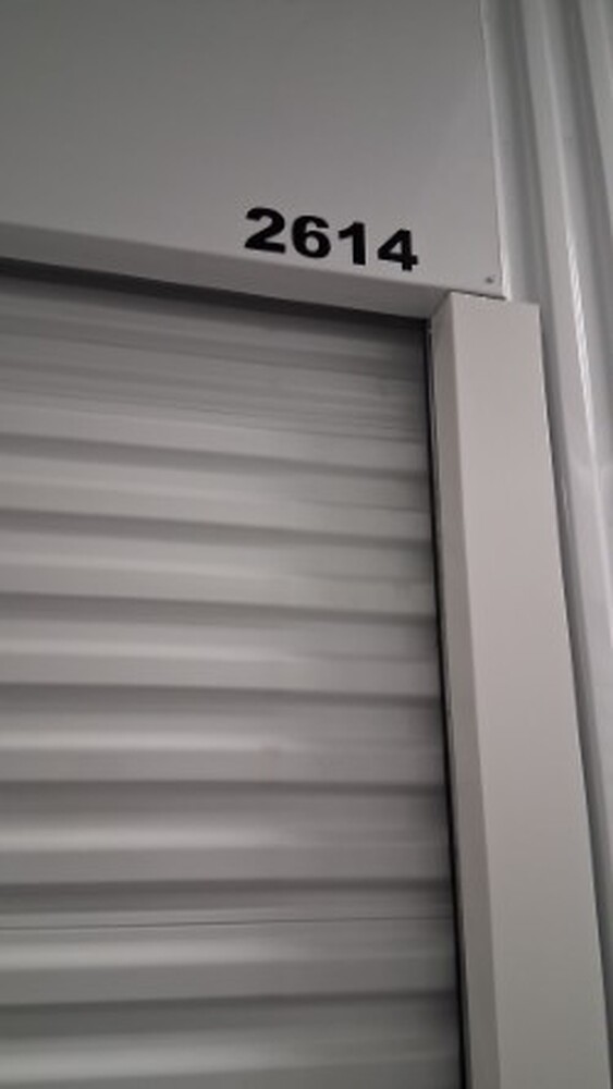 1-800-Self-Storage.com on Greenfield Rd, Oak Park  auction IB-9403 20