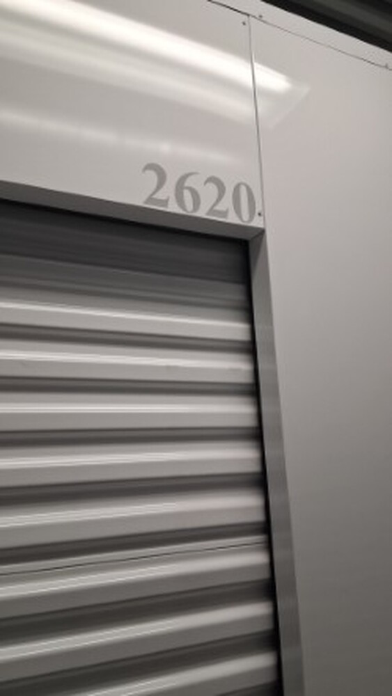 1-800-Self-Storage.com on Greenfield Rd, Oak Park  auction IB-6297 10