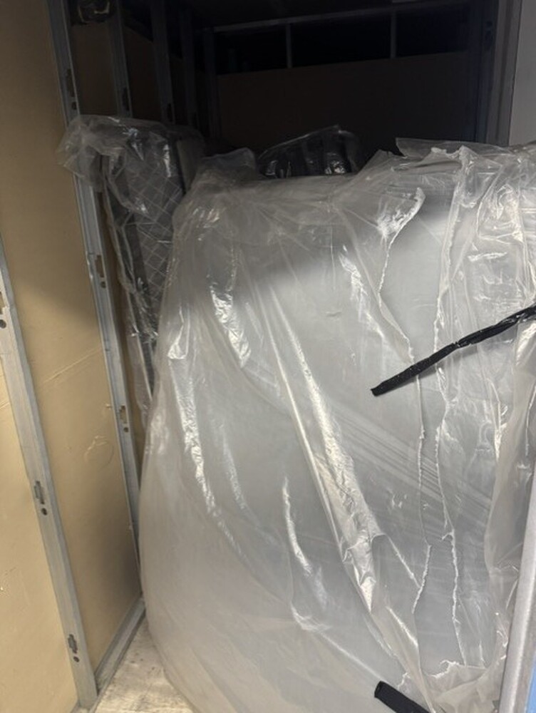 3014 - StorageMart Trethewey Dr Toronto  auction IB-4241