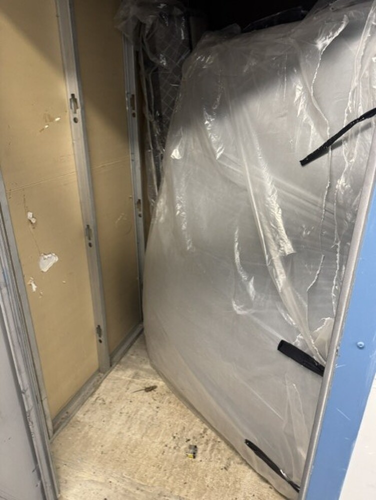 3014 - StorageMart Trethewey Dr Toronto  auction IB-4241 10