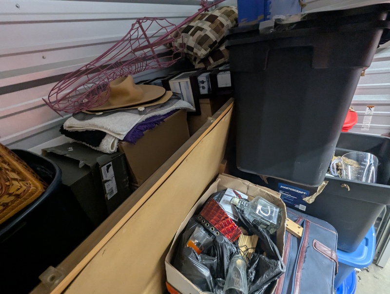 2551 - StorageMart Deerfoot Trail & Yankee Valley  auction IB-7174 20