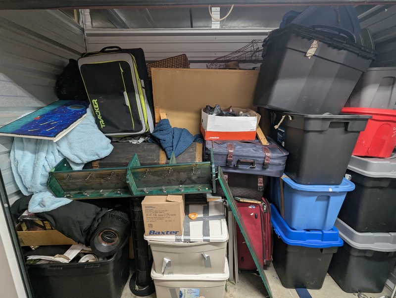 2551 - StorageMart Deerfoot Trail & Yankee Valley  auction IB-7174 40