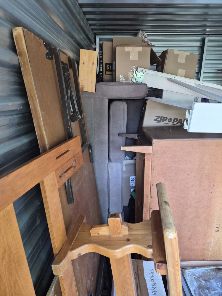 3035 - StorageMart Belleville  auction IB-4647 30