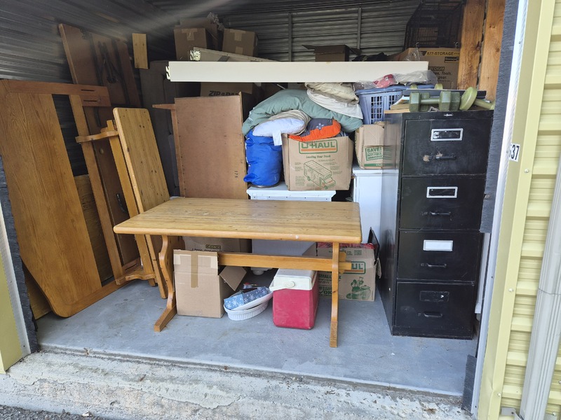 3035 - StorageMart Belleville  auction IB-4647 70