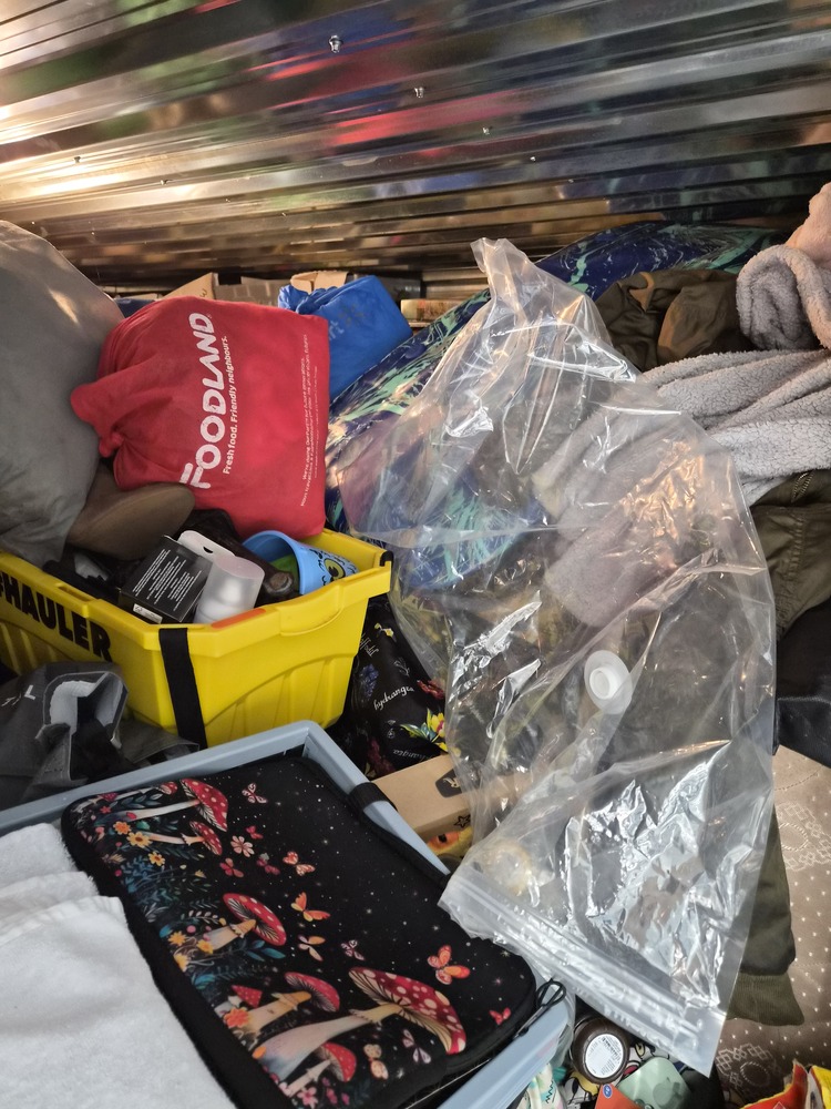 3035 - StorageMart Belleville  auction IB-9842 20