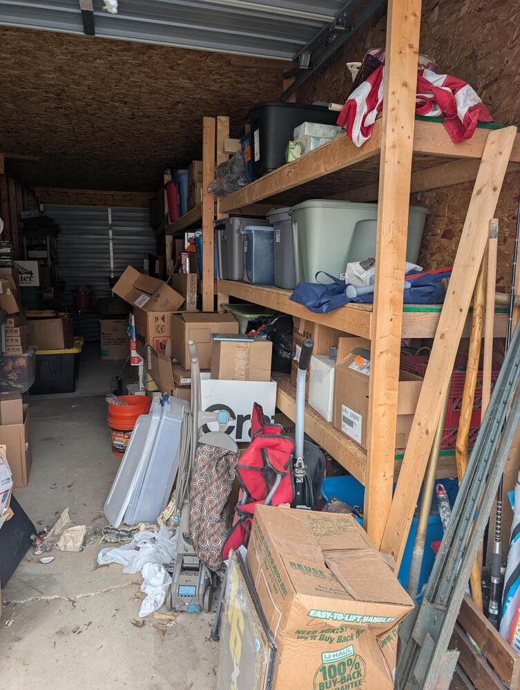 1-800-Self-Storage of Durand  auction IB-6571 70