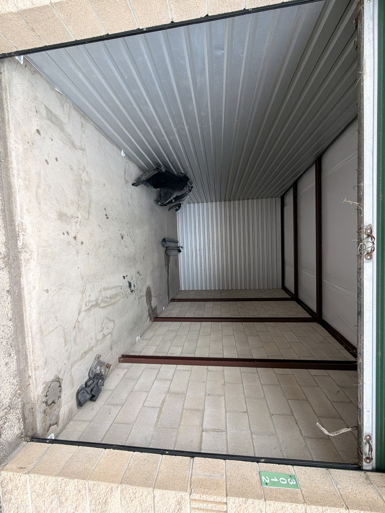 1-800-Self-Storage.com of  Melvindale, Michigan  auction IB-3135 10