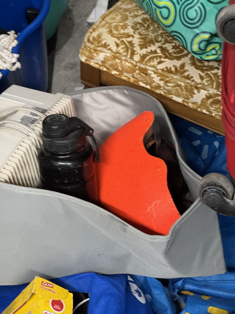 Space Centre Storage  auction IB-6357 20