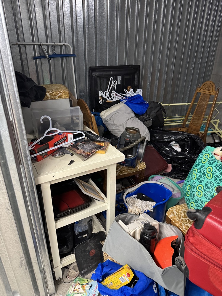 Space Centre Storage  auction IB-6357 30