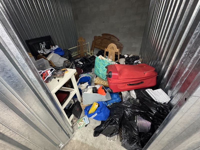 Space Centre Storage  auction IB-6357 60