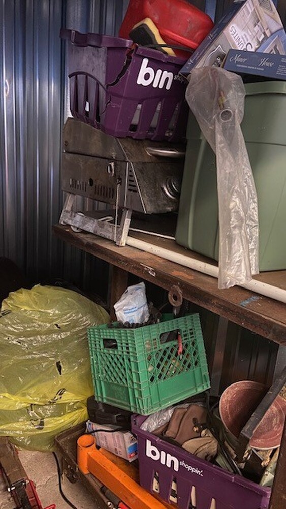 3006 - StorageMart Lauzon Rd. Windsor  auction IB-1047 50
