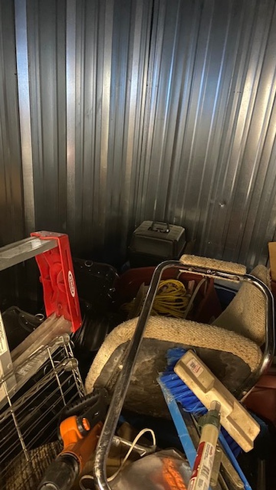 3006 - StorageMart Lauzon Rd. Windsor  auction IB-1047 30