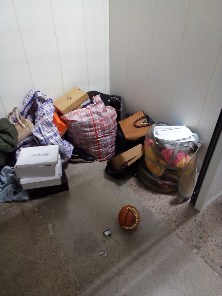 1-800-Self-Storage of Southfield (8 mile)  auction IB-2118 40
