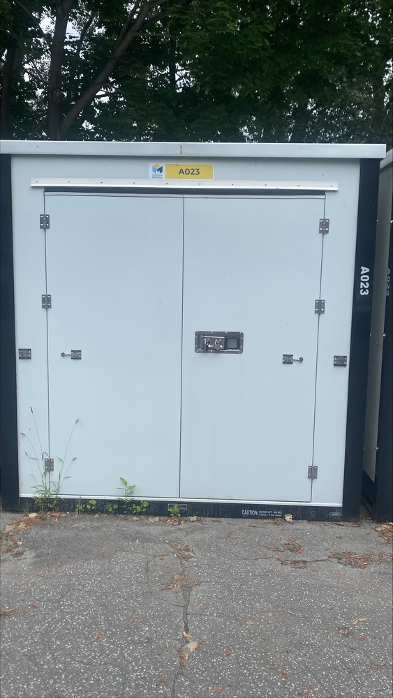 Montreal Mini-Storage - Dollard  auction IB-3330 60