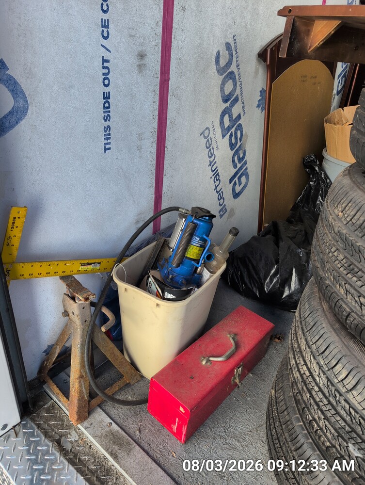 Storage of Barton St  auction IB-5959 60