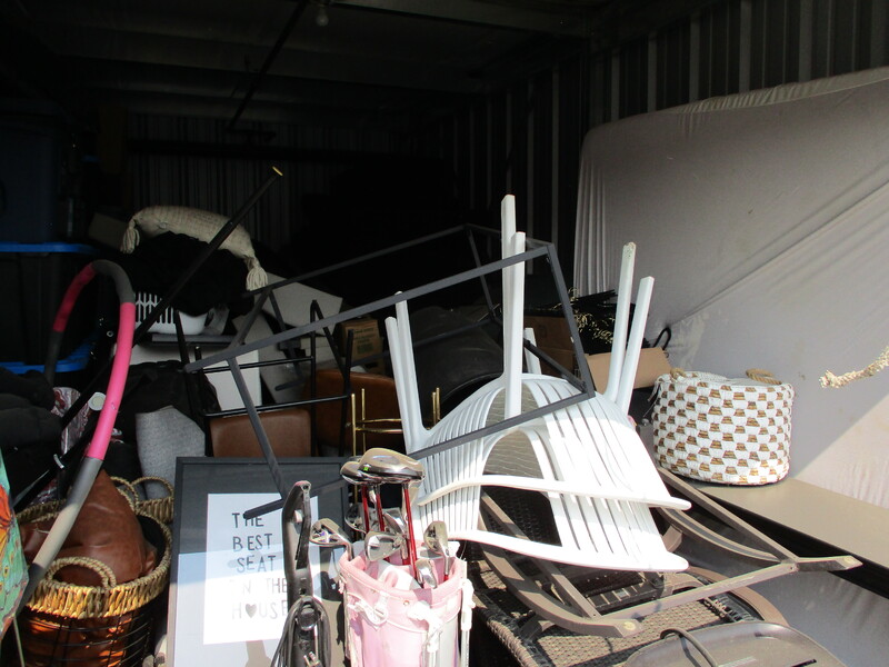 3201 -StorageMart  Hwy 11 & Clarence Ave S   auction IB-6929 10