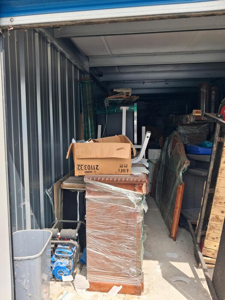 1-800 Better Storage of Grand Blanc  auction IB-7813 50