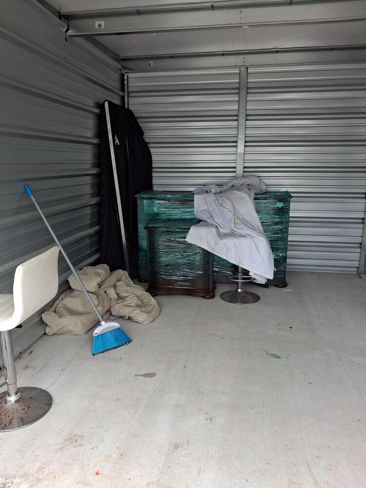 1-800 Better Storage of Grand Blanc  auction IB-1661 30