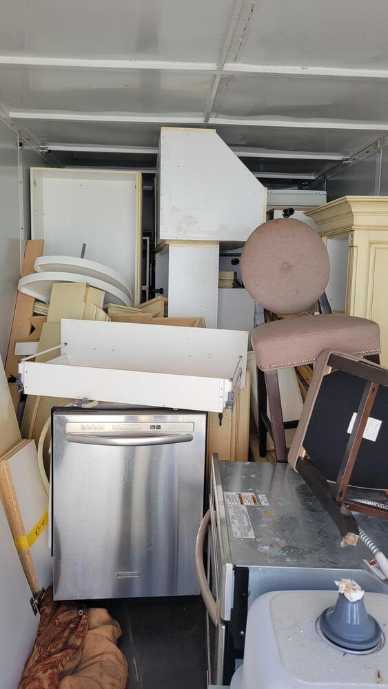 3021 - StorageMart OConnor Drive Toronto  auction IB-1952 20