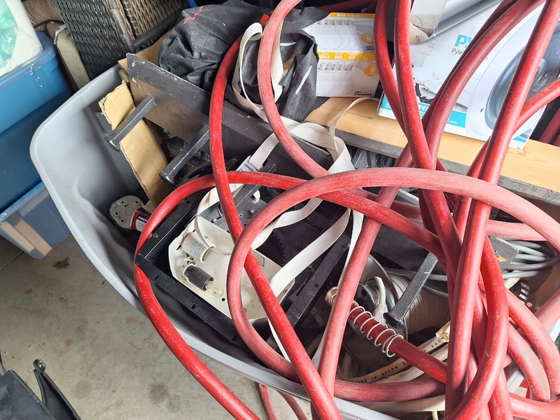 2771 -StorageMart  Wonderland Road North  auction IB-5653 160