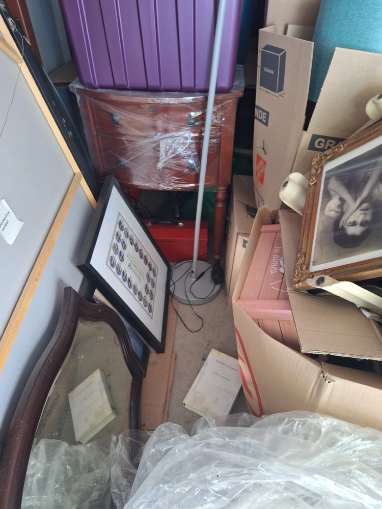 2771 -StorageMart  Wonderland Road North  auction IB-5996 20