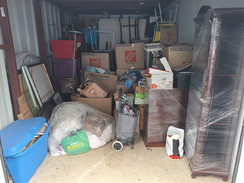 2771 -StorageMart  Wonderland Road North  auction IB-5996 110