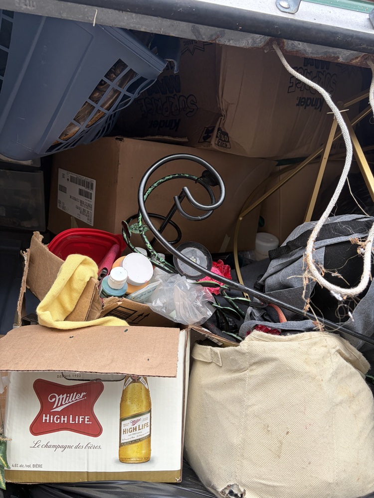 3037 - StorageMart Aylmer  auction IB-1036