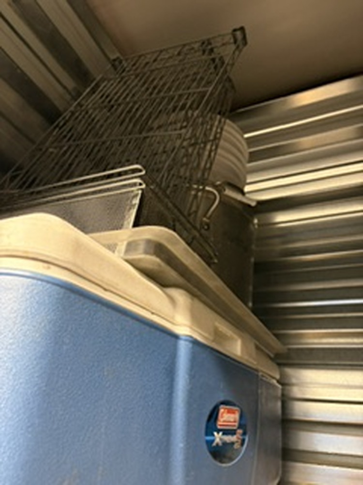 3001 - StorageMart Commissioners Rd W  auction IB-6152 50