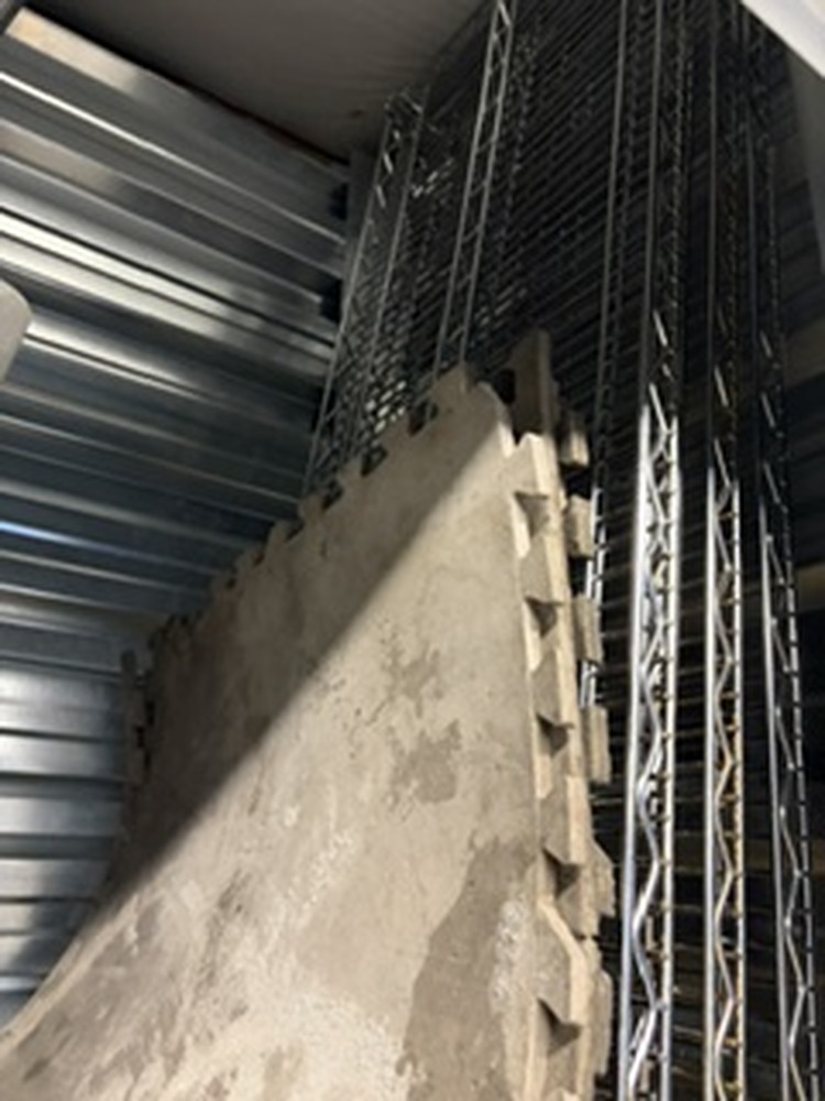 3001 - StorageMart Commissioners Rd W  auction IB-6152 30