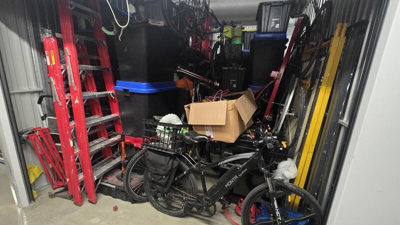 3019 - StorageMart 345 Danforth Road  auction IB-2552 20
