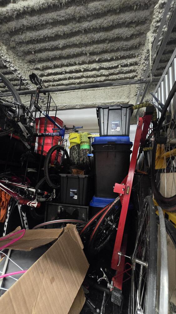 3019 - StorageMart 345 Danforth Road  auction IB-2552 40